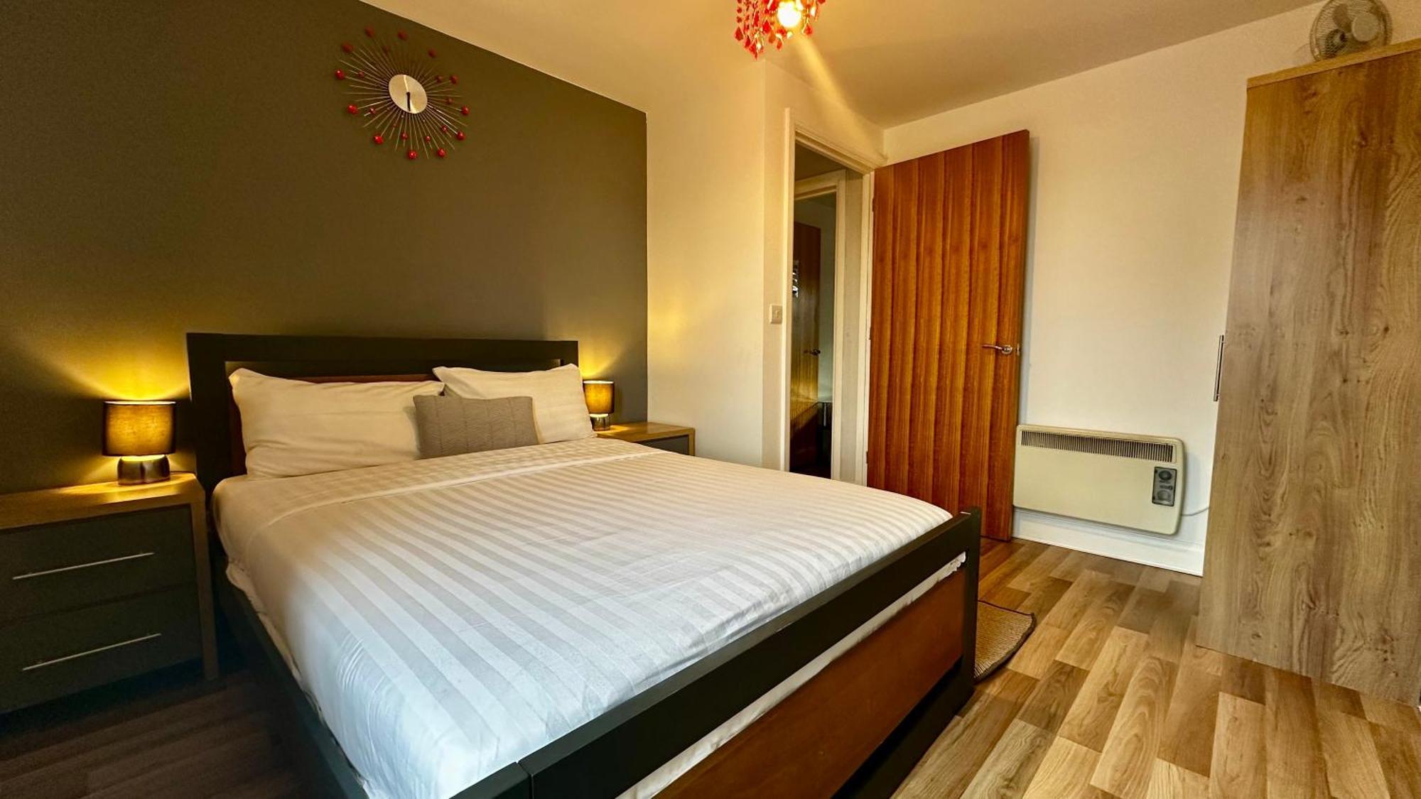 Two Bedroom Flat Town Centre Colchester Esterno foto